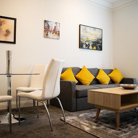 Beautifully Renovated Apartment -Central Эдинбург Экстерьер фото